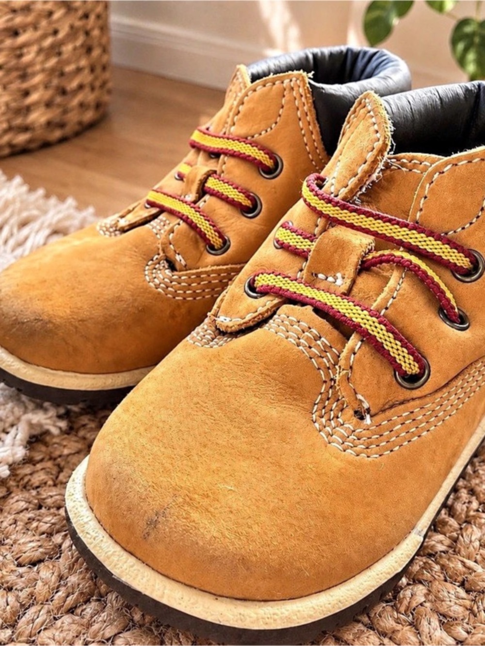 Timberland 6-Inch Premium Wheat Boots Boys US 4